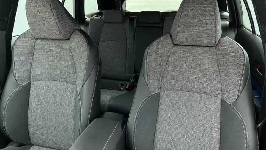 Mandataire Automobile neuf, recherche de Toyota Corolla-touring-sports-hybride-178ch-design - E-Motors