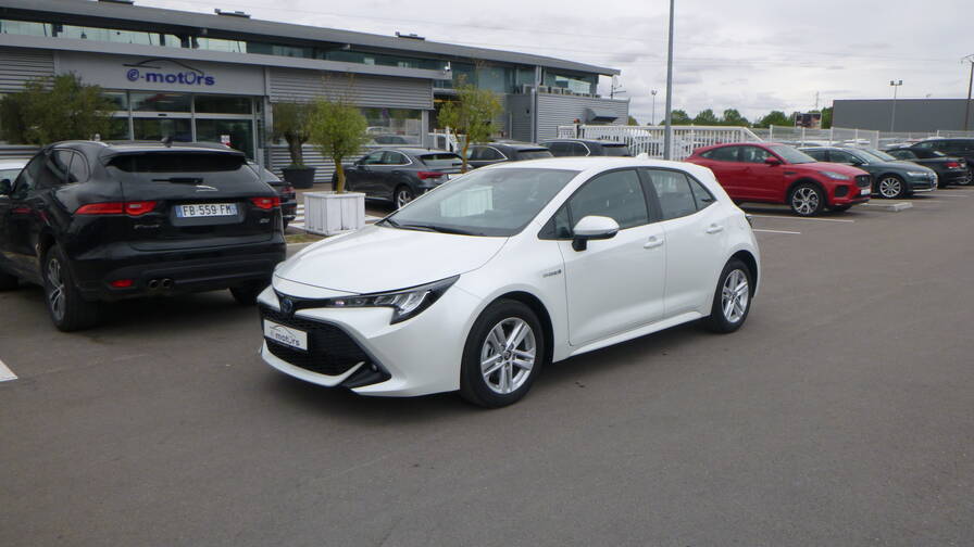 Avis-mandataire-auto-Emotors-Toyota-Corolla-hybride-Corolla-dynamic-hybride-122h.