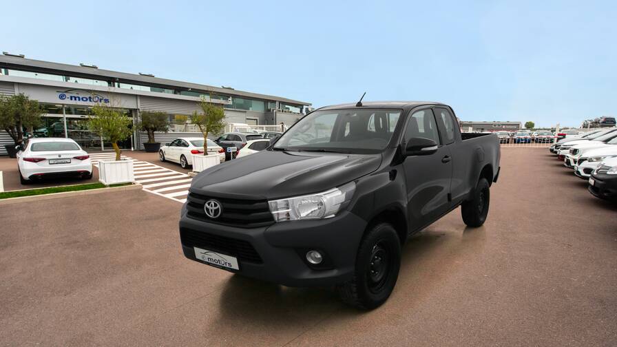 Avis-mandataire-auto-Emotors-Toyota-Hilux-x-tra-cabine-Hilux-x-tra-cab-4wd-2-4l-150-d-4d-lecap.
