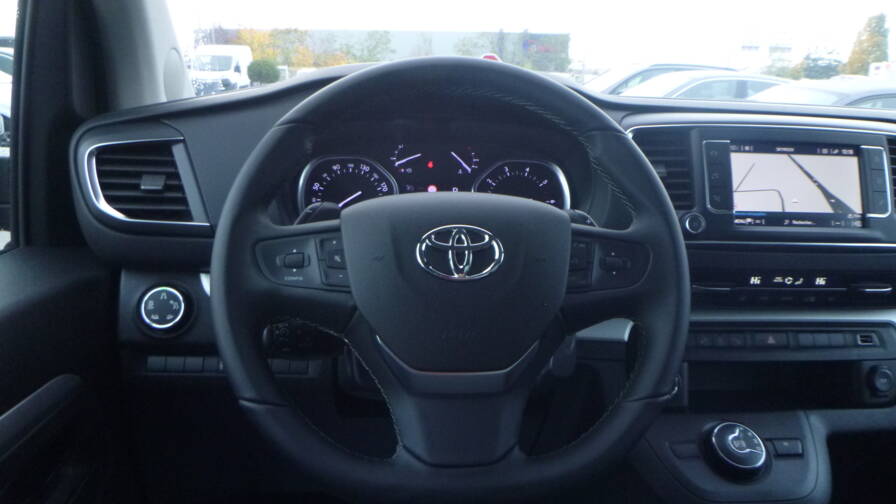 Mandataire Automobile neuf, recherche de Toyota Proace-verso-medium-lounge-180-d-4d-bva8 - E-Motors