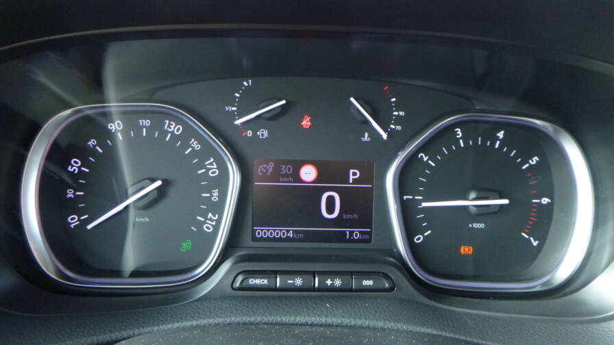 Mandataire Automobile neuf, recherche de Toyota Proace-verso-long-lounge-180-d-4d-bva8 - E-Motors