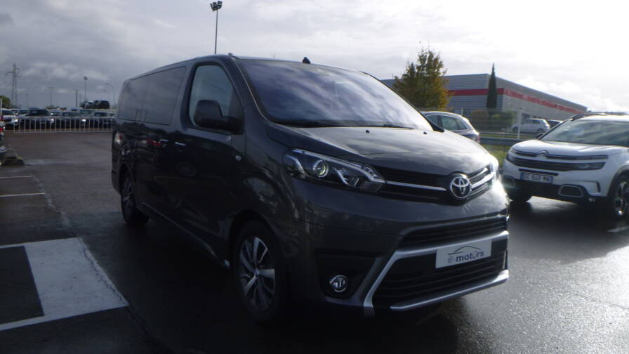 Mandataire Automobile neuf, recherche de Toyota Proace-verso-long-lounge-180-d-4d-bva8 - E-Motors