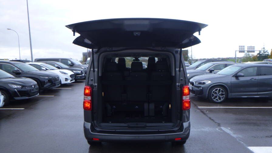 Mandataire Automobile neuf, recherche de Toyota Proace-verso-medium-lounge-180-d-4d-bva8 - E-Motors
