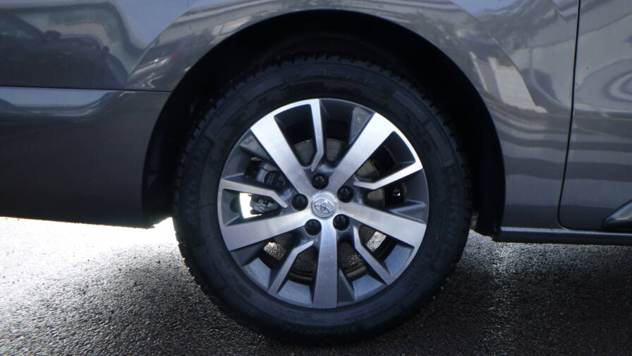 Mandataire Automobile neuf, recherche de Toyota Proace-verso-long-lounge-180-d-4d-bva8 - E-Motors