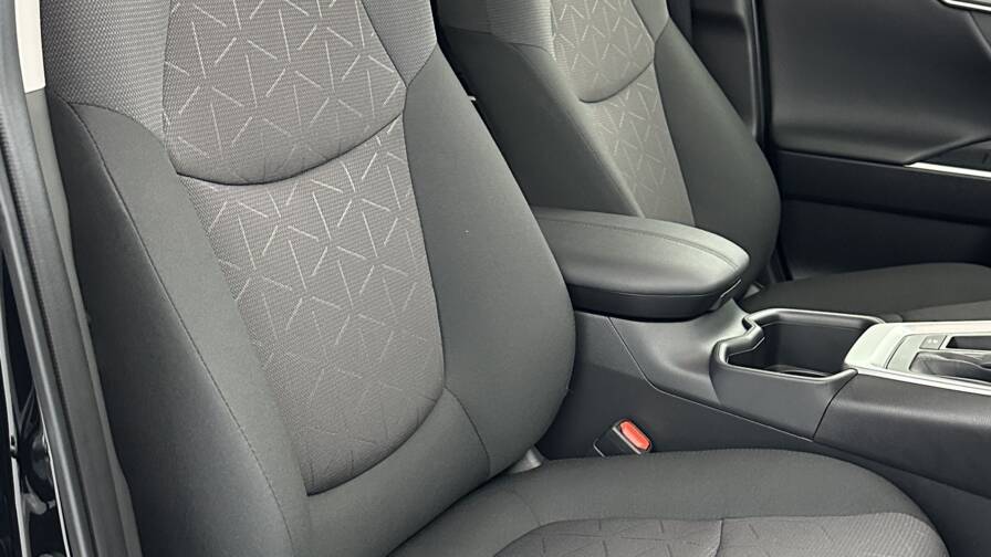 Mandataire Automobile neuf, recherche de Toyota Rav4-v-2-5-hybride-218ch-30-years-2wd - E-Motors