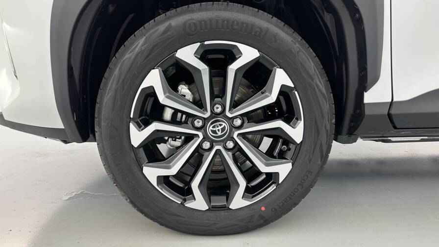 Mandataire Automobile neuf, recherche de Toyota Yaris-cross-1-5-hybride-130h-design-e-cvt - E-Motors