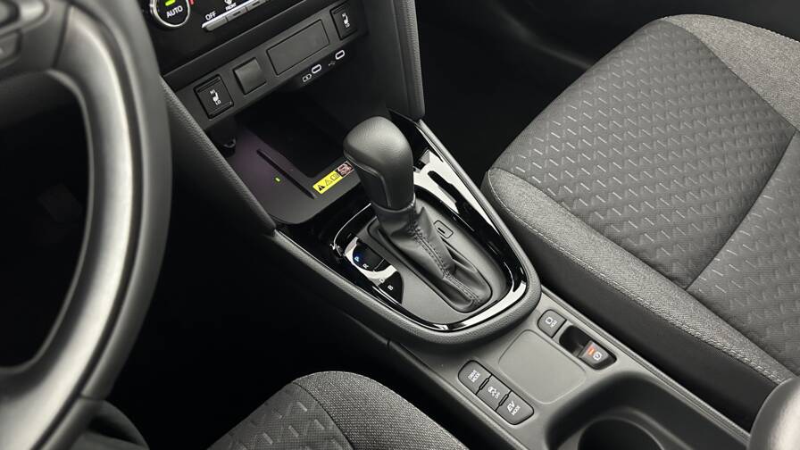 Mandataire Automobile neuf, recherche de Toyota Yaris-cross-1-5-hybride-130h-design-e-cvt - E-Motors