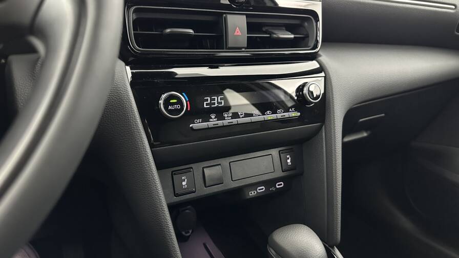 Mandataire Automobile neuf, recherche de Toyota Yaris-cross-1-5-hybride-130h-design-e-cvt - E-Motors