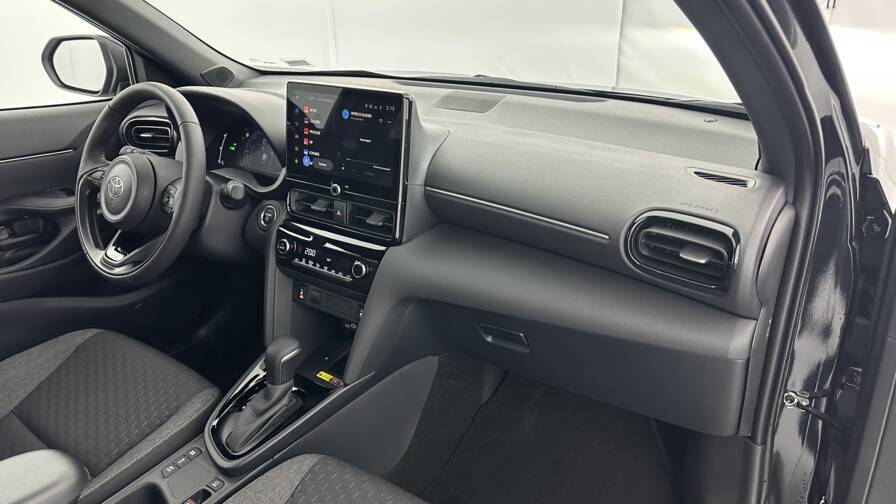 Mandataire Automobile neuf, recherche de Toyota Yaris-cross-1-5-hybride-130h-design-e-cvt - E-Motors