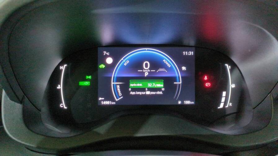 Mandataire Automobile neuf, recherche de Toyota Yaris-cross-hybride-130h-2wd-design-plus-sieges-chauffants - E-Motors