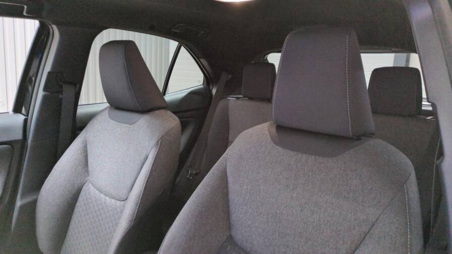 Mandataire Automobile neuf, recherche de Toyota Yaris-cross-hybride-130h-2wd-design-plus-sieges-chauffants - E-Motors