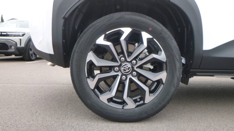 Mandataire Automobile neuf, recherche de Toyota Yaris-cross-hybride-130-2wd-design - E-Motors