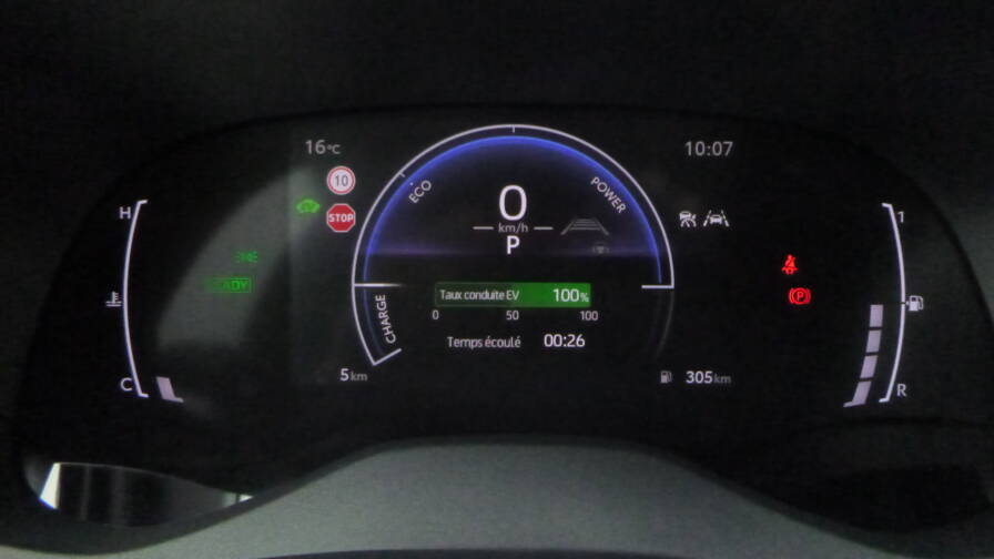 Mandataire Automobile neuf, recherche de Toyota Yaris-cross-hybride-130-2wd-design - E-Motors