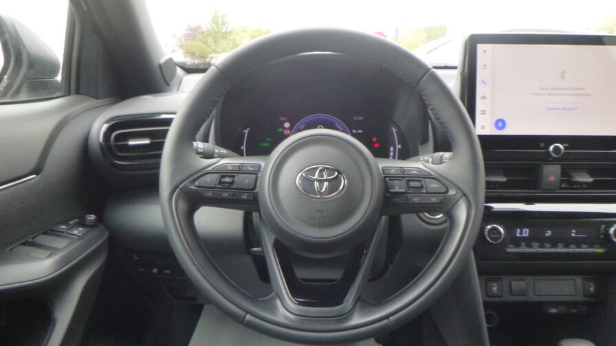 Mandataire Automobile neuf, recherche de Toyota Yaris-cross-hybride-130-2wd-design - E-Motors