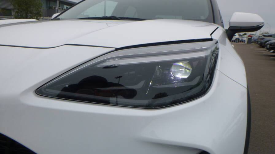 Mandataire Automobile neuf, recherche de Toyota Yaris-cross-hybride-130-2wd-design - E-Motors