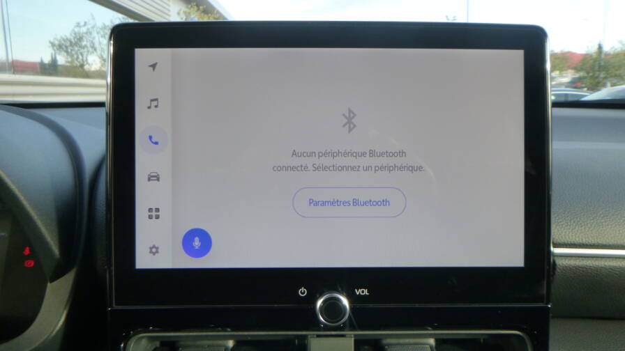 Mandataire Automobile neuf, recherche de Toyota Yaris-cross-hybride-130h-2wd-design-plus-pack-hiver-plus-pack-safety - E-Motors