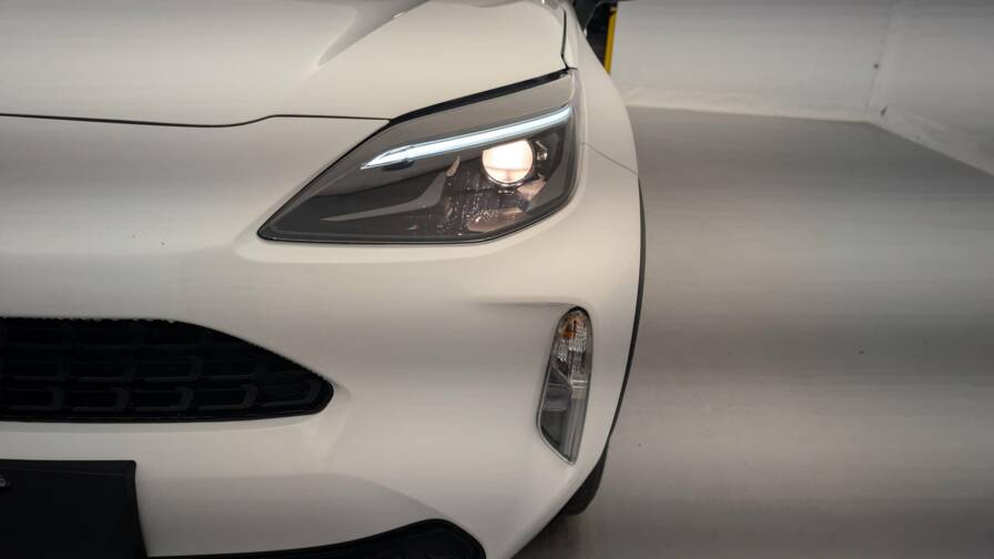 Mandataire Automobile neuf, recherche de Toyota Yaris-cross-hybride-116h-2wd-dynamic - E-Motors