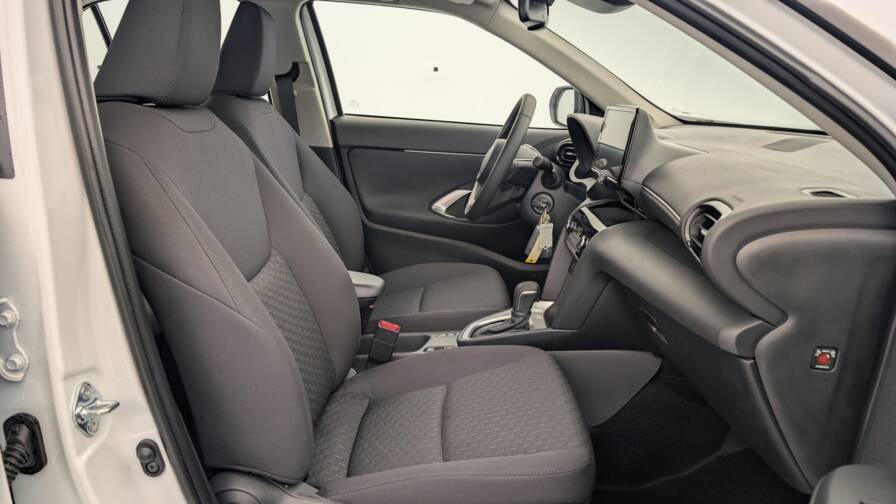 Mandataire Automobile neuf, recherche de Toyota Yaris-cross-hybride-116h-2wd-dynamic - E-Motors