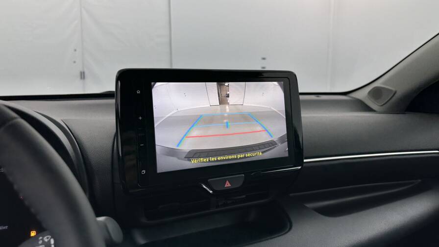 Mandataire Automobile neuf, recherche de Toyota Yaris-hybride-116h-design-e-cvt - E-Motors