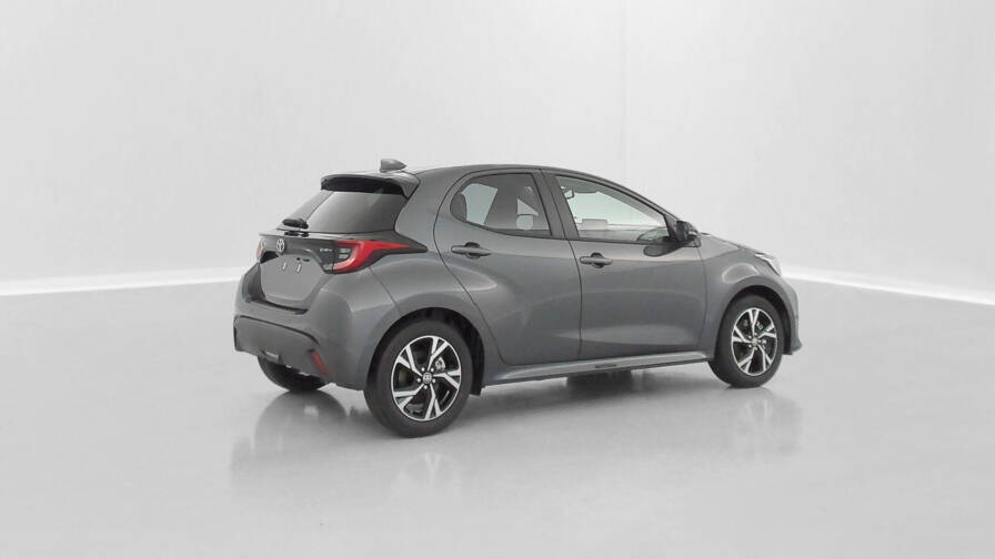 Mandataire Automobile neuf, recherche de Toyota Yaris-hybride-116h-design-e-cvt - E-Motors