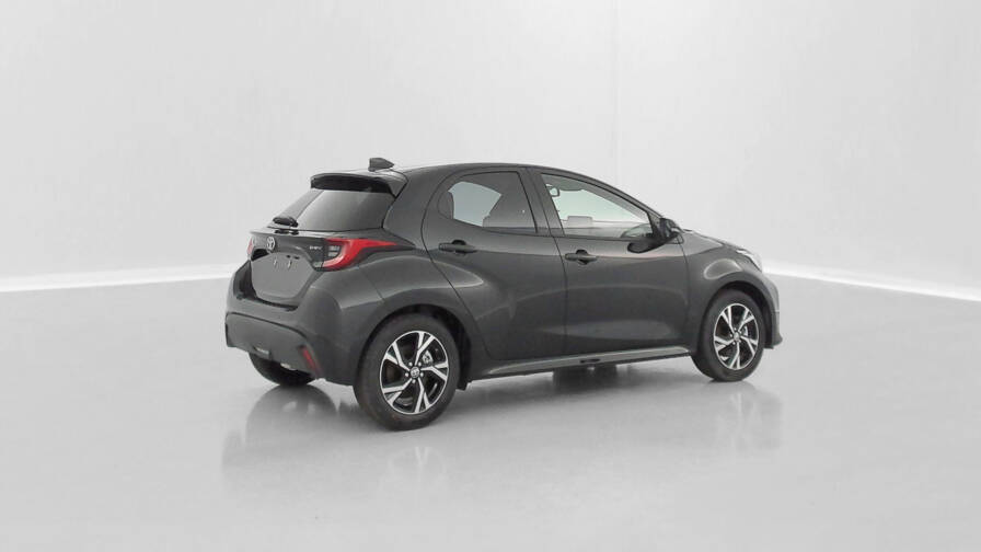 Mandataire Automobile neuf, recherche de Toyota Yaris-hybride-116h-design-e-cvt - E-Motors