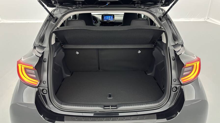 Mandataire Automobile neuf, recherche de Toyota Yaris-hybride-116h-design-e-cvt - E-Motors