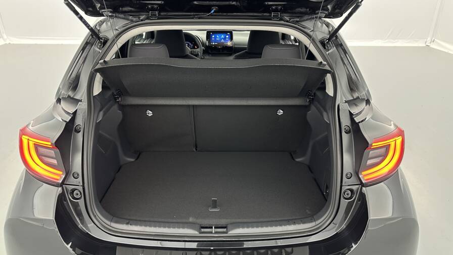 Mandataire Automobile neuf, recherche de Toyota Yaris-hybride-116h-design-e-cvt - E-Motors