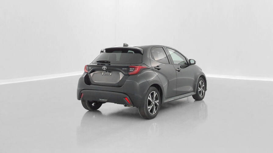 Mandataire Automobile neuf, recherche de Toyota Yaris-hybride-116h-design-e-cvt - E-Motors