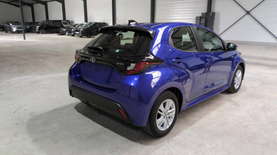 Mandataire Automobile neuf, recherche de Toyota Yaris-hybride-hybride-116h-dynamic-plus-jantes-15 - E-Motors