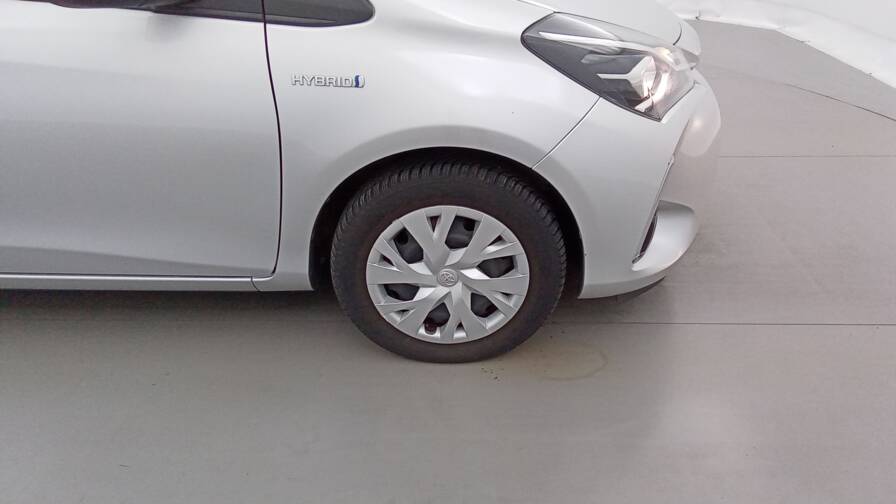 Mandataire Automobile occasion, recherche de Toyota Yaris-hybride-100h-france - E-Motors