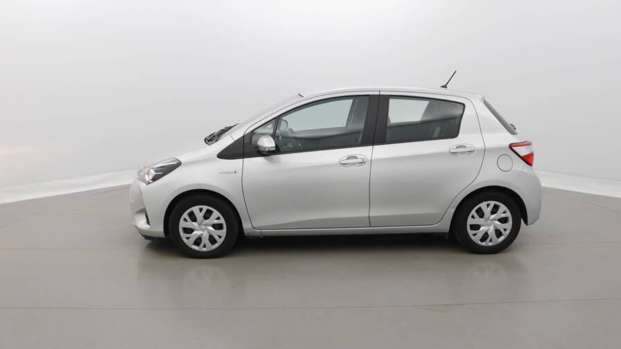 Mandataire Automobile occasion, recherche de Toyota Yaris-hybride-100h-france - E-Motors