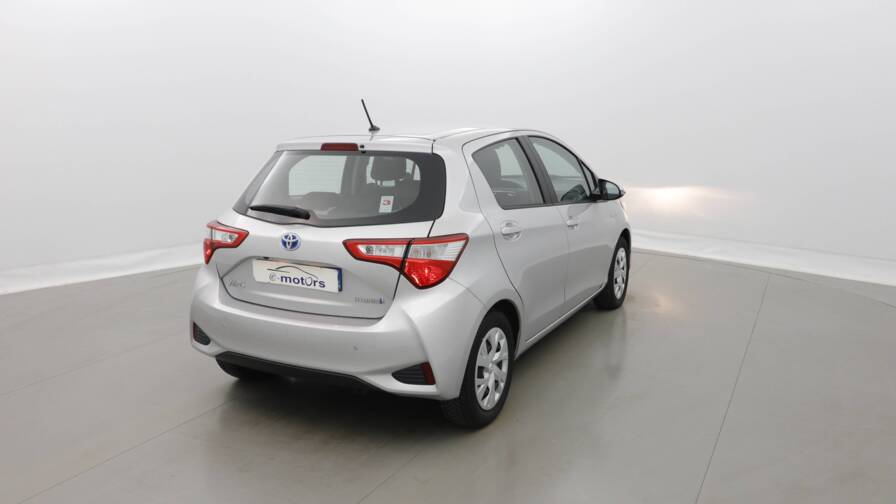 Mandataire Automobile occasion, recherche de Toyota Yaris-hybride-100h-france - E-Motors