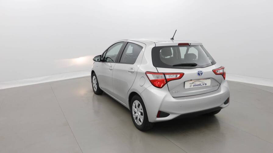 Mandataire Automobile occasion, recherche de Toyota Yaris-hybride-100h-france - E-Motors