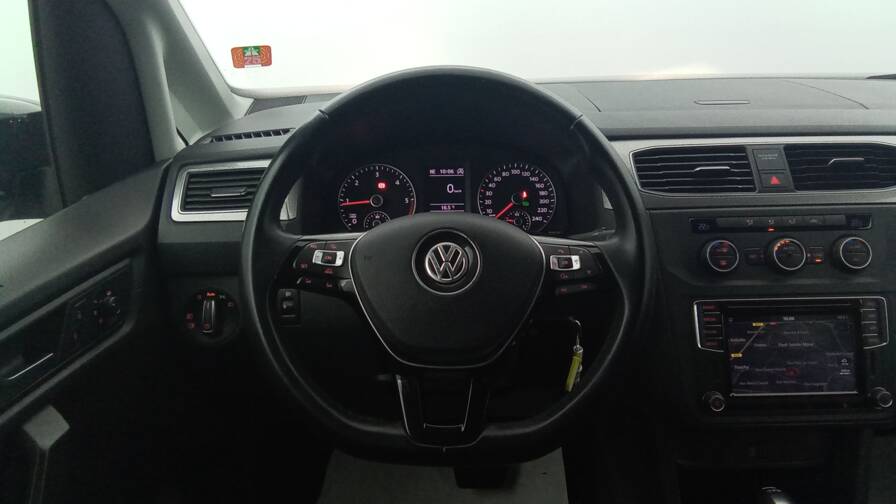 Mandataire Automobile occasion, recherche de Volkswagen Caddy-2-0-tdi-102-dsg6-confortline - E-Motors