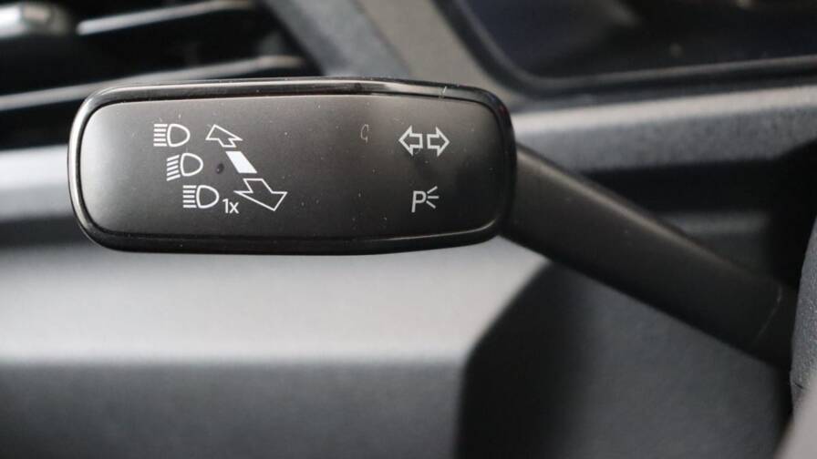 Mandataire Automobile neuf, recherche de Volkswagen Caddy-cargo-maxi-lwb-2-0-tdi-122-hp-dsg7 - E-Motors
