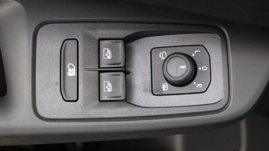 Mandataire Automobile neuf, recherche de Volkswagen Caddy-cargo-maxi-lwb-2-0-tdi-122-hp-dsg7 - E-Motors