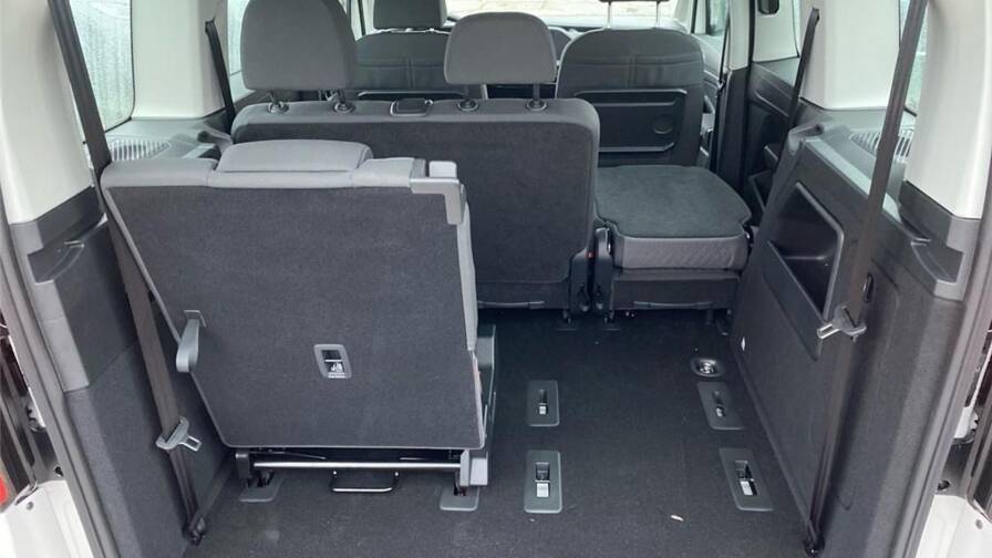 Mandataire Automobile neuf, recherche de Volkswagen Caddy-v-2-0-tdi-122-dsg7-life - E-Motors