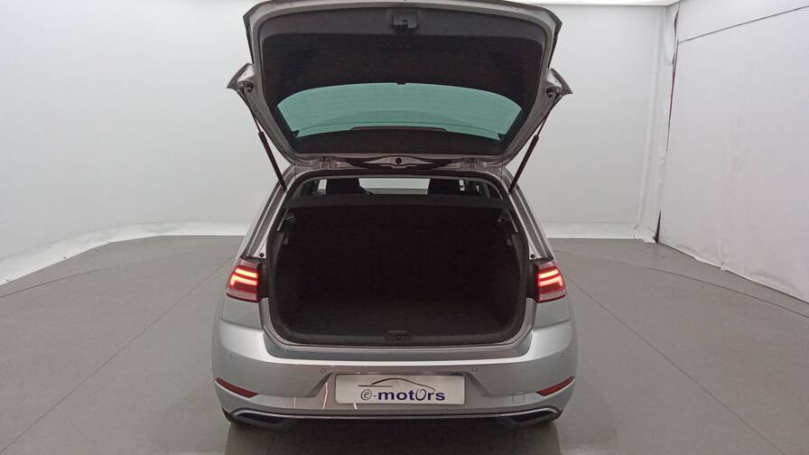 Mandataire Automobile occasion, recherche de Volkswagen E-golf-136-electrique-camera - E-Motors