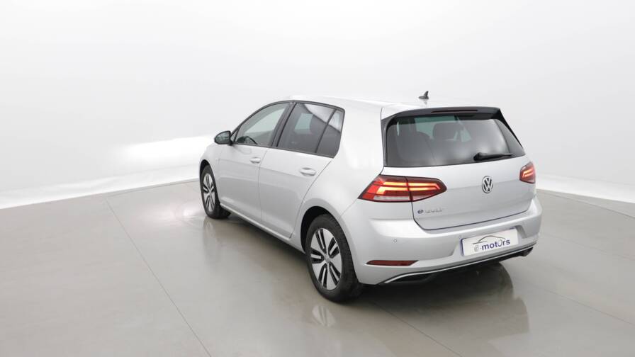 Mandataire Automobile occasion, recherche de Volkswagen E-golf-136-electrique-camera - E-Motors