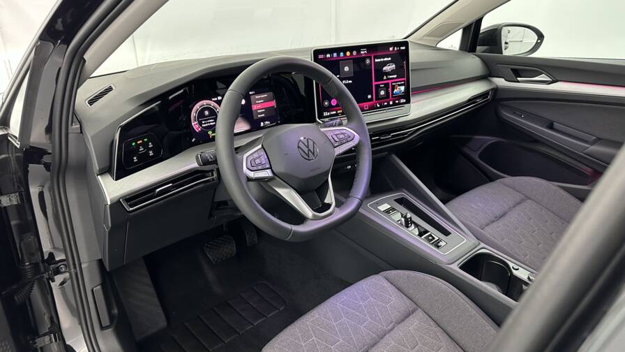 Mandataire Automobile neuf, recherche de Volkswagen Golf-1-5-etsi-evo2-115ch-edition-dsg7 - E-Motors