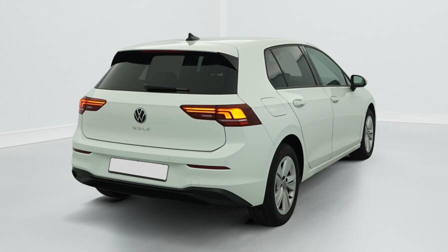 Mandataire Automobile occasion, recherche de Volkswagen Golf-1-5-tsi-evo2-116-bvm6-life-plus - E-Motors