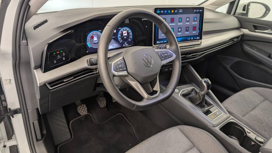 Mandataire Automobile occasion, recherche de Volkswagen Golf-1-5-tsi-evo2-116-bvm6-life-plus - E-Motors