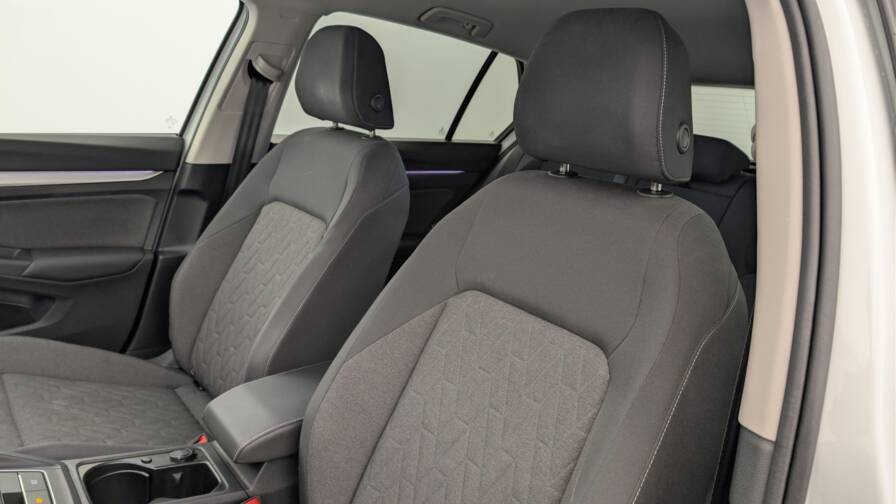 Mandataire Automobile occasion, recherche de Volkswagen Golf-1-5-tsi-evo2-116-bvm6-life-plus - E-Motors