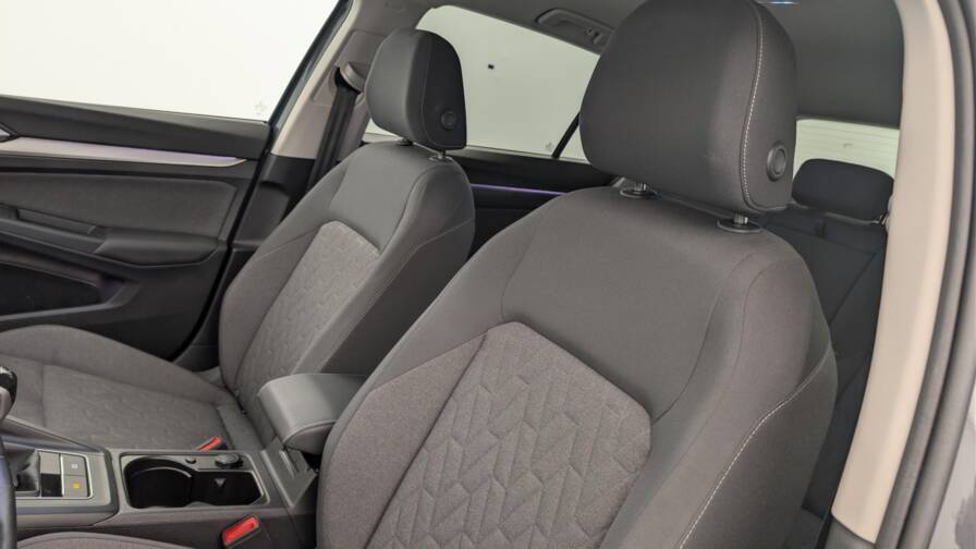 Mandataire Automobile occasion, recherche de Volkswagen Golf-1-5-tsi-evo2-116-bvm6-life-plus - E-Motors