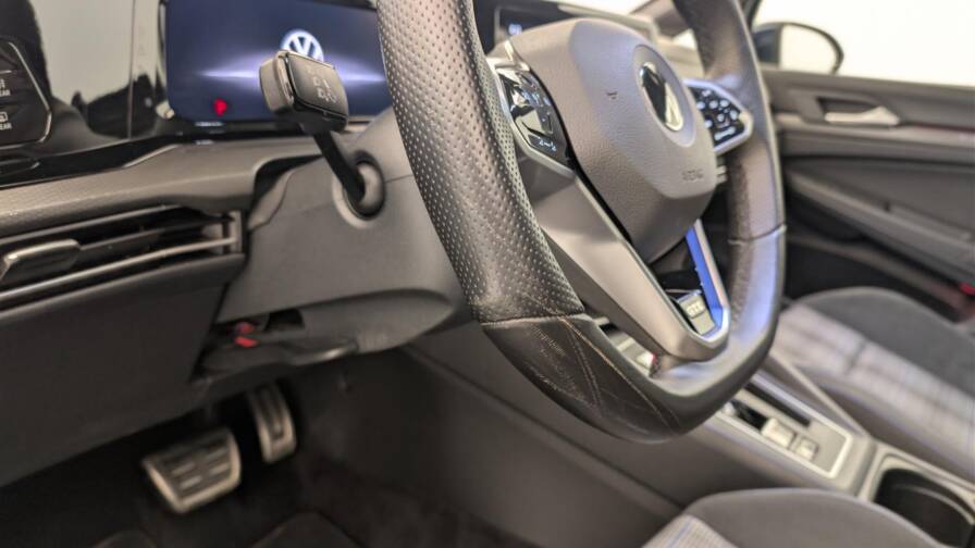 Mandataire Automobile occasion, recherche de Volkswagen Golf-8-1-4-hybride-rechargeable-opf-245-dsg6-gte - E-Motors