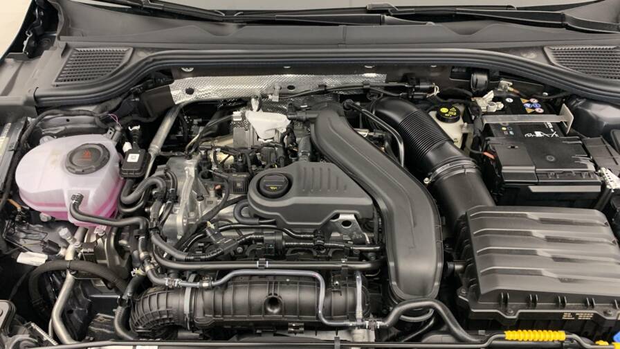 Mandataire Automobile neuf, recherche de Volkswagen Golf-8-1-5-etsi-evo2-150-dsg7-life-plus - E-Motors