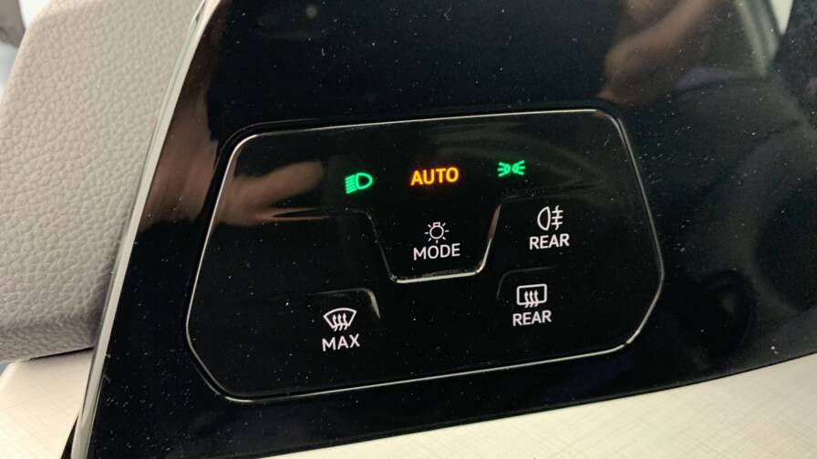 Mandataire Automobile neuf, recherche de Volkswagen Golf-8-1-5-etsi-evo2-150-dsg7-life-plus - E-Motors