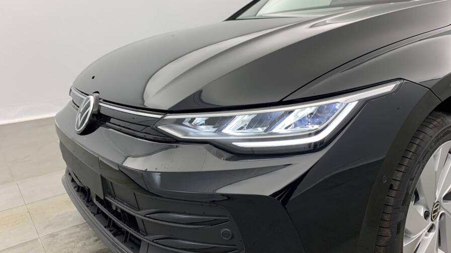 Mandataire Automobile neuf, recherche de Volkswagen Golf-8-1-5-etsi-evo2-150-dsg7-life-plus - E-Motors