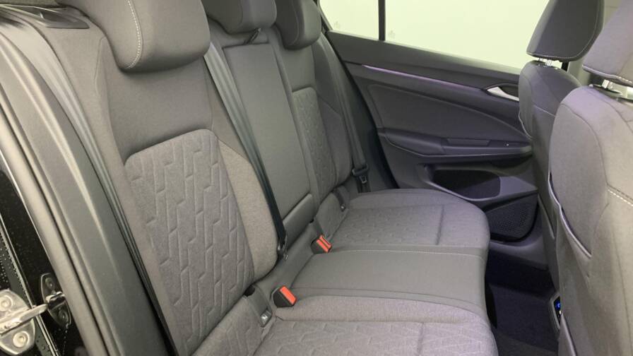 Mandataire Automobile neuf, recherche de Volkswagen Golf-8-1-5-etsi-evo2-150-dsg7-life-plus - E-Motors