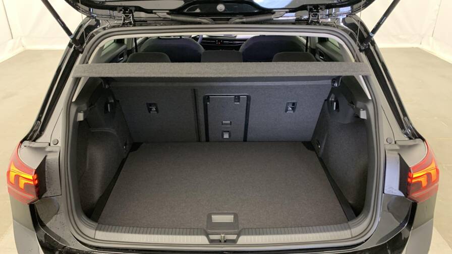 Mandataire Automobile neuf, recherche de Volkswagen Golf-8-1-5-etsi-evo2-150-dsg7-life-plus - E-Motors